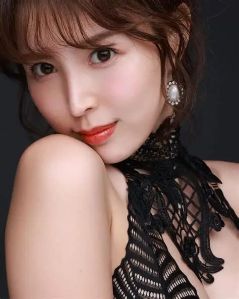 欧美十字架纹身手稿_观看免费无删减完整版